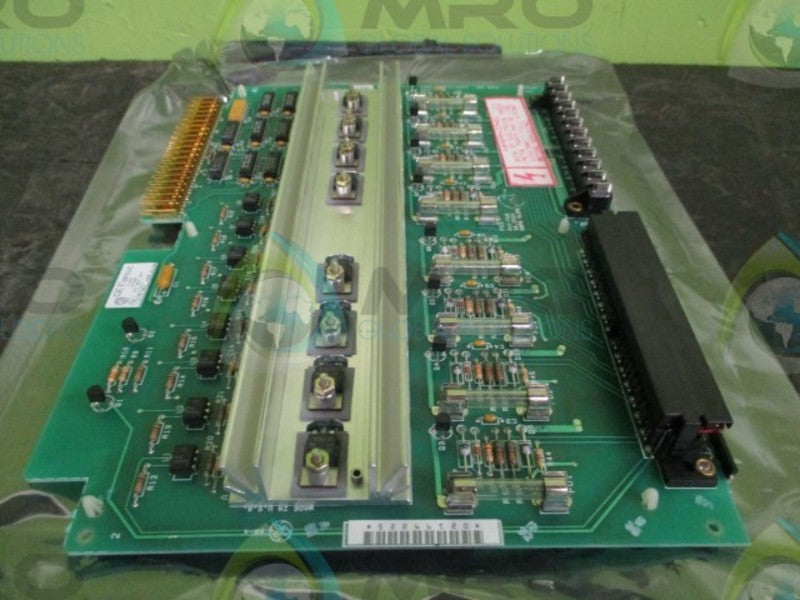 GE FANUC IC600BF908K OUTPUT MODULE  NSMP