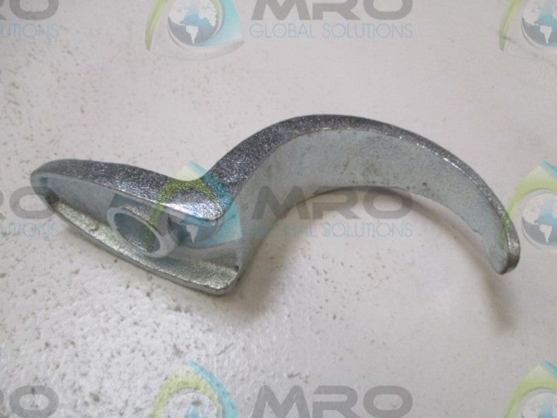 LOT OF 2 CROUSE-HINDS 517 ONE HOLE CLAMP NSMP