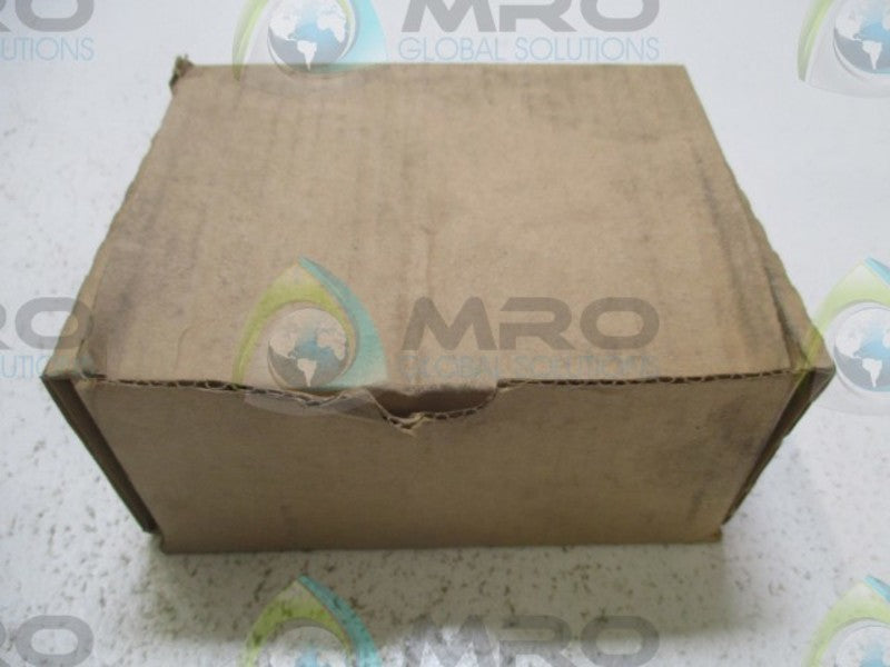 COOPER UNF305 CONDUIT FITTING  NSMP