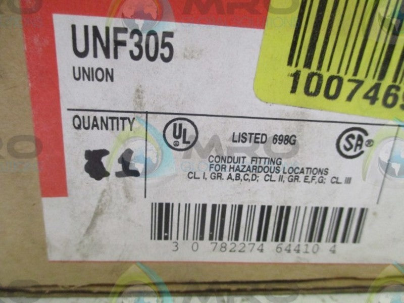 COOPER UNF305 CONDUIT FITTING  NSMP