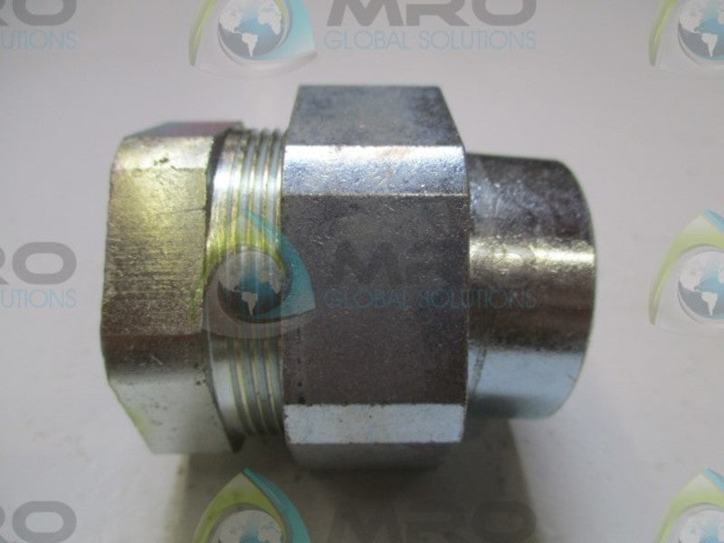 COOPER UNF305 CONDUIT FITTING  NSMP