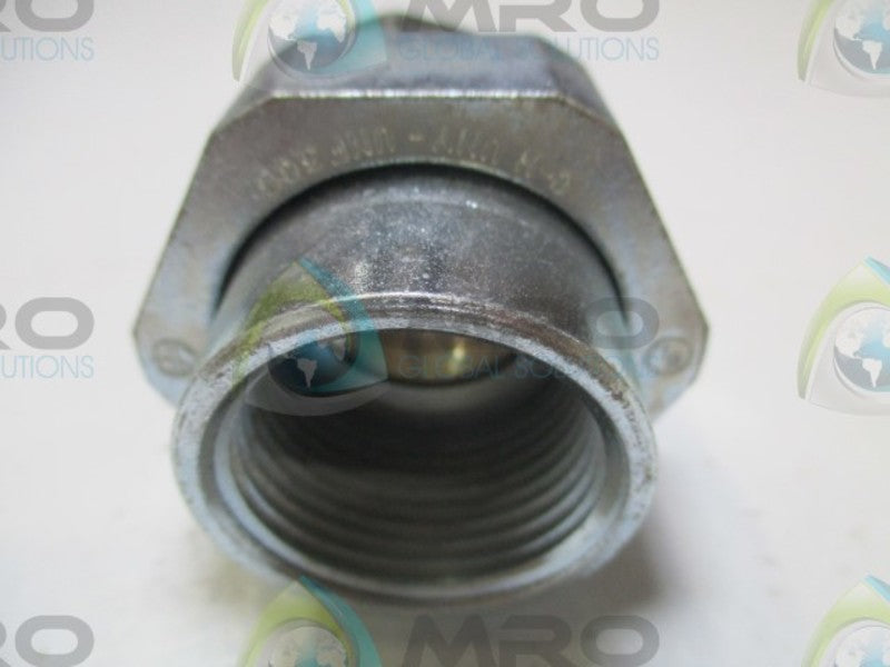 COOPER UNF305 CONDUIT FITTING  NSMP