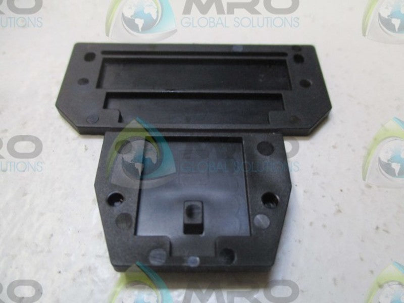 LOT OF 50 PHOENIX CONTACT D-UKK 3/5BK TERMINAL BLOCK END COVER NSNP