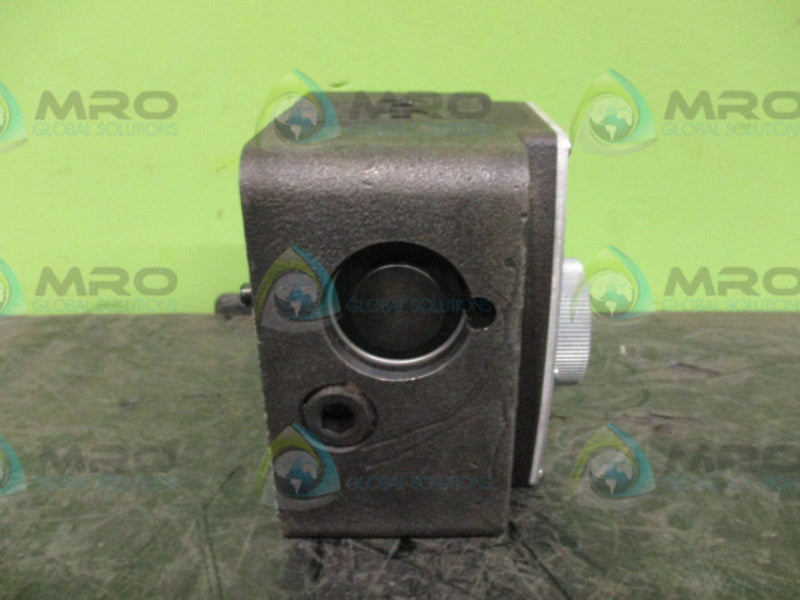 VICKERS F3FG032822 FLOW CONTROL VALVE * NEW *