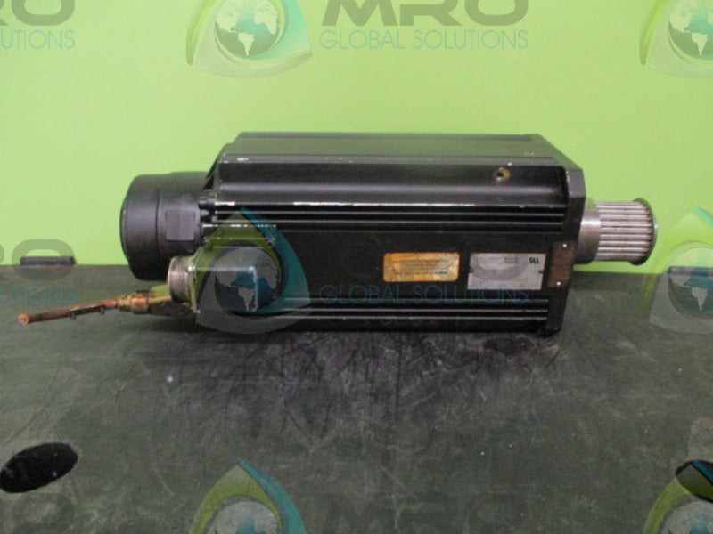 INDRAMAT MAC112C-0-ED-3-C/130-B-1 SERVO MOTOR  UNMP