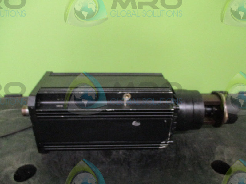 INDRAMAT MAC112C-0-CD-3-F/130-B-0/S095 SERVO MOTOR (AS PICTURED)  UNMP