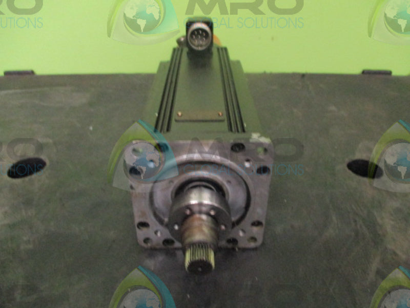 INDRAMAT MAC090C-0-GD-3-C/110-A-1 SERVO MOTOR (AS PICTURED)  UNMP