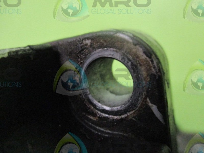 INDRAMAT MAC090C-0-GD-3-C/110-A-1 SERVO MOTOR (AS PICTURED)  UNMP