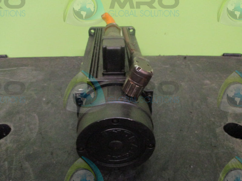INDRAMAT MAC090C-0-GD-2-C/110-A-1/S001 SERVO MOTOR  UNMP