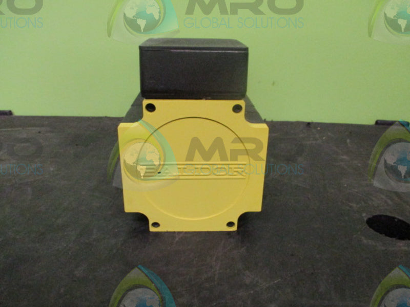 BALDOR BSM100B-375AA BRUSHLESS AC SERVOMOTOR (AS PICTURED-BOX)  NSMP