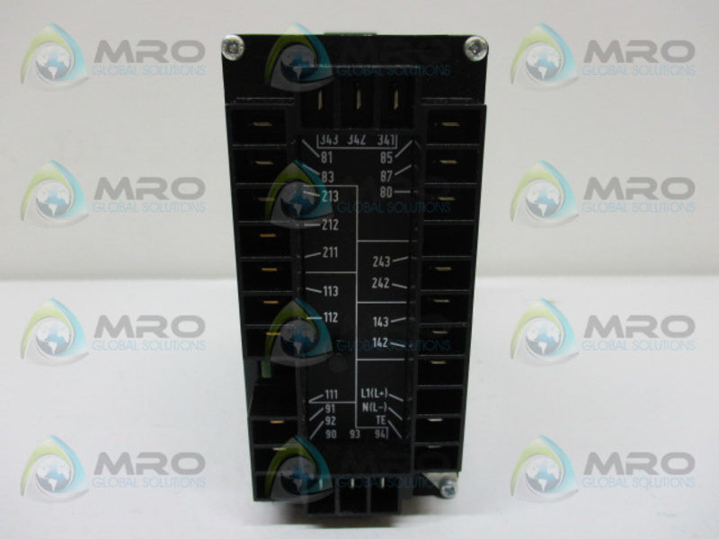 JUMO 703031/10-001-000-00-000-01/050,061 MICROPROCESSOR CONTROLLER  UNMP