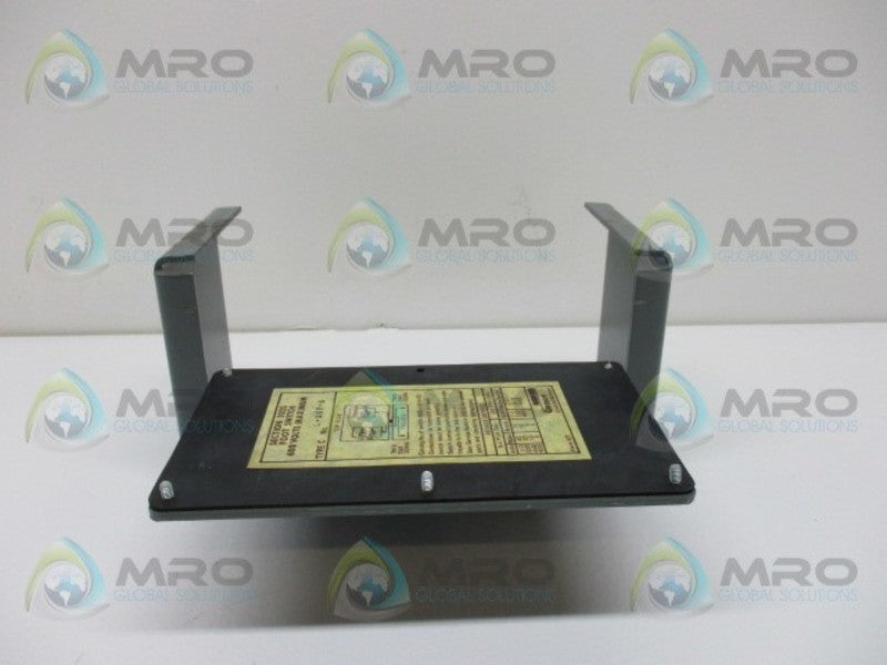 GEMCO 1025 FOOTSWITCH (AS-PICTURED)  NSNP