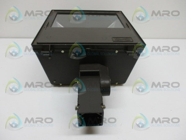 HUBBELL MVK1000H265 OUTDOOR FLOOD LIGHTING  UNMP