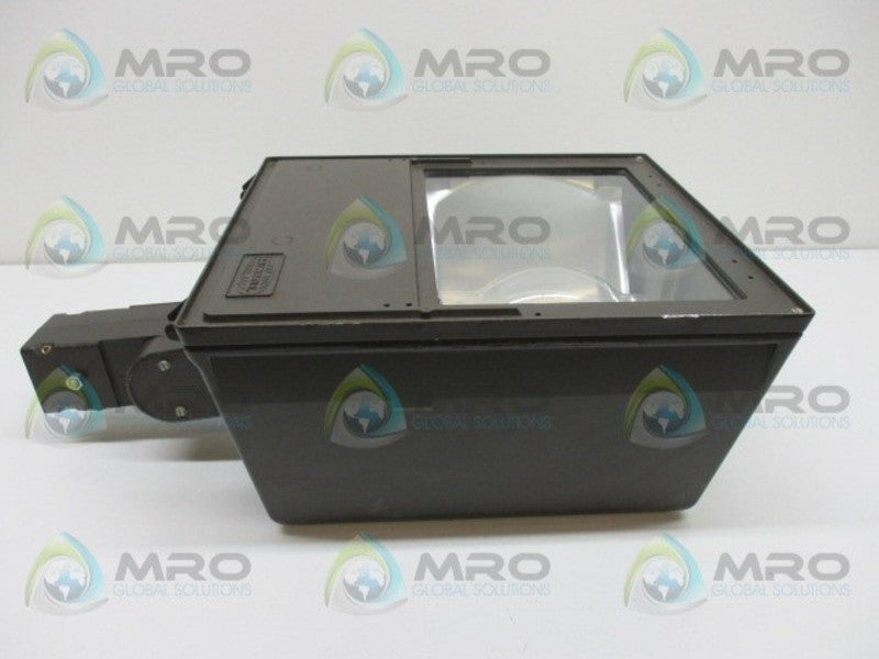 HUBBELL MVK1000H265 OUTDOOR FLOOD LIGHTING  UNMP