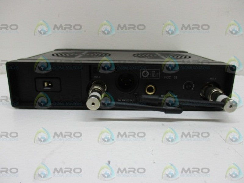 MIPRO MR-801 WIRELESS MICROPHONE RECIEVER  NSNP