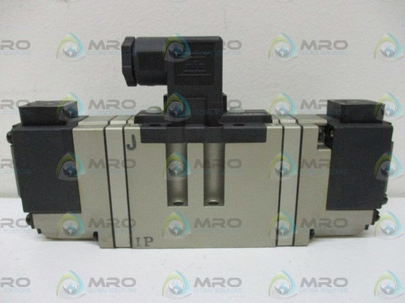 SMC VS7-6-FJG-D-3ZM DOUBLE SOLENOID VALVE  NSNP
