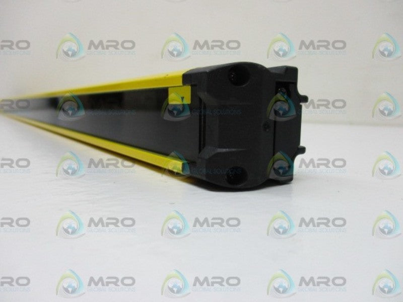 OMRON F3SG-4RA0910-30-L SAFETY LIGHT CURTAIN  NSNP