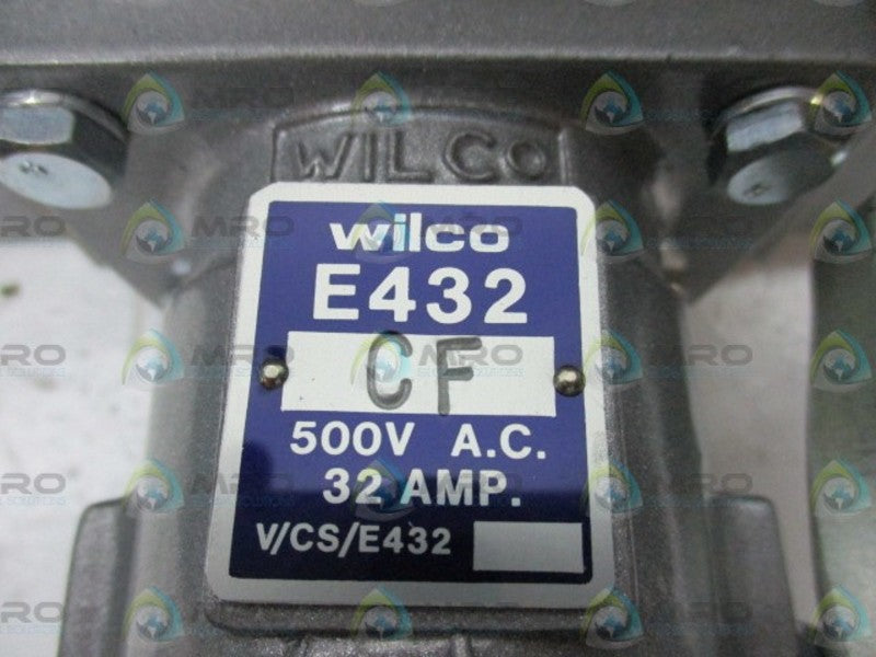 WILCO E432CF SWITCHED SOCKET OUTLET  NSMP