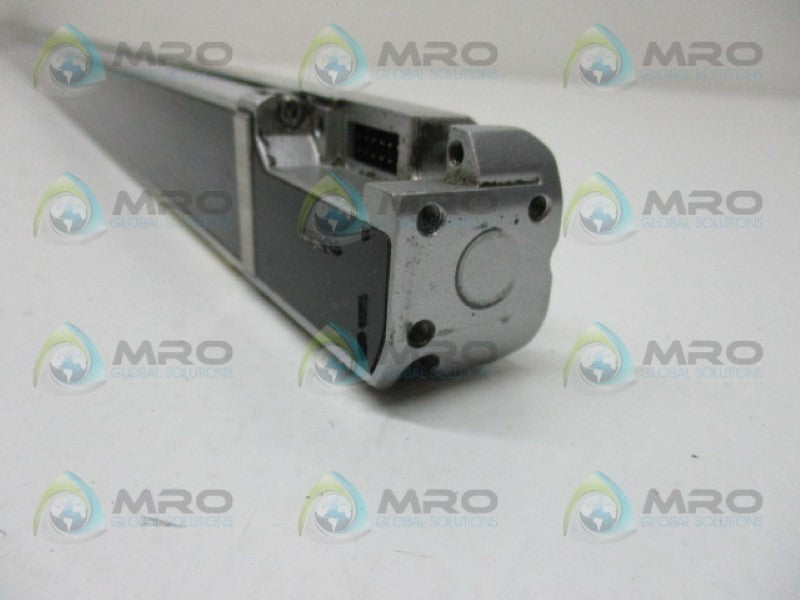 KEYENCE SL-C44H-T TRANSMITTER  UNMP