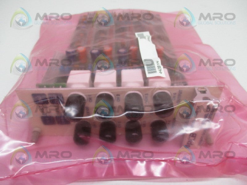 PCB 442B104 SIGNAL CONDITIONER *  NEW IN BOX *