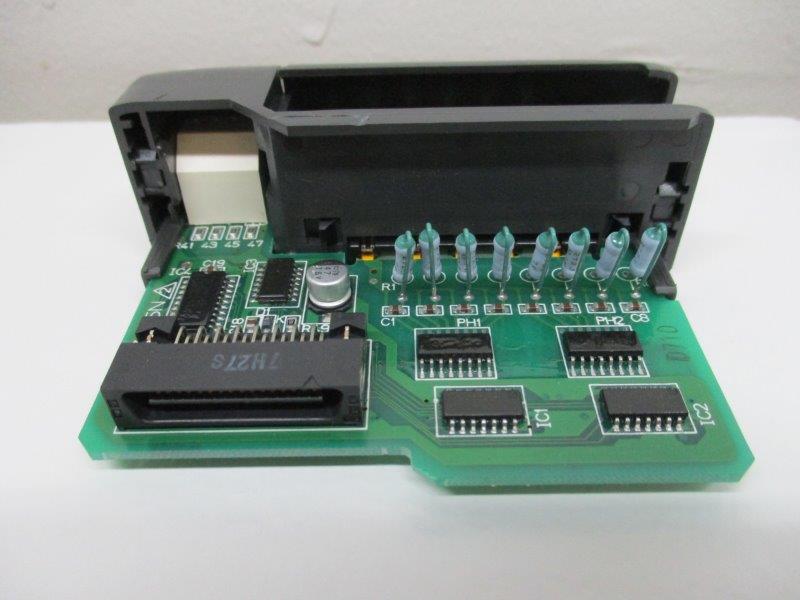 PLC DIRECT D2-08ND3  NSMP