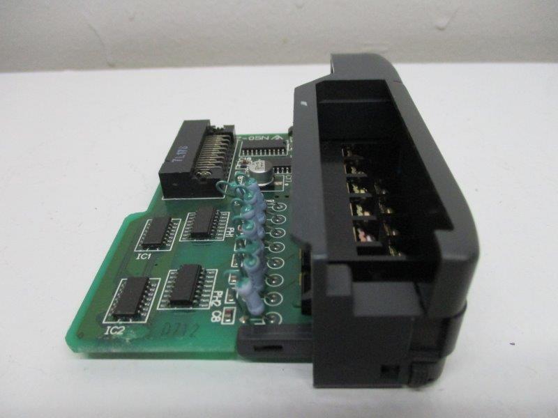 PLC DIRECT D2-08ND3  UNMP