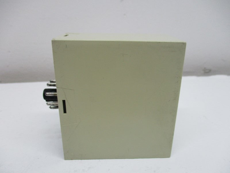 ELECTRONIC DIVISION LV1E LEVEL CONTROL RELAY 250V 5A  UNMP
