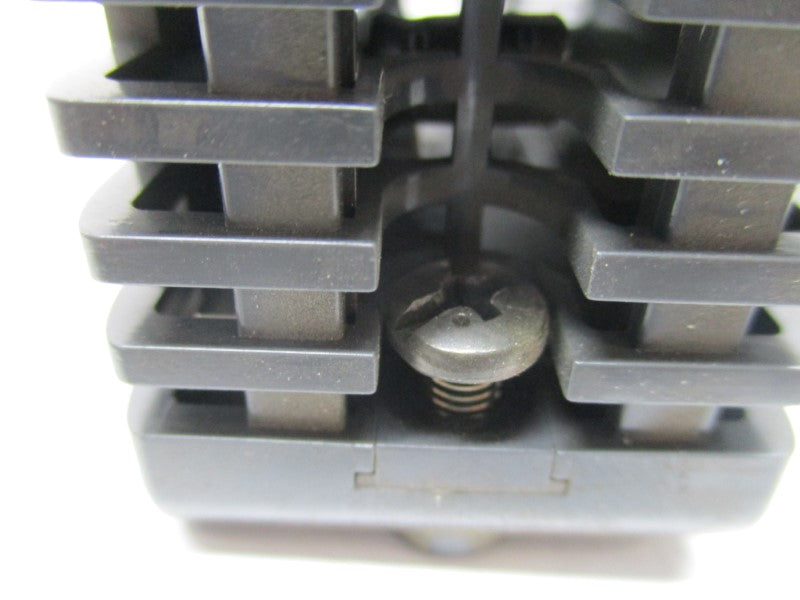 PLC DIRECT D4-16ND2  UNMP