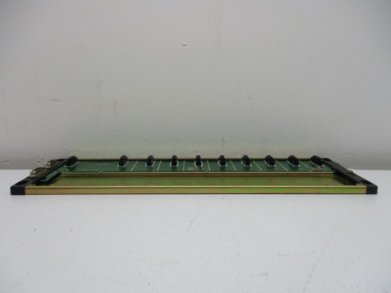 PLC DIRECT D4-08B  UNMP