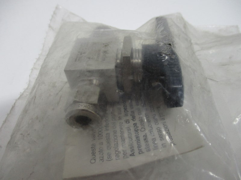 SWAGELOK SS-43S4 * NEW IN FACTORY BAG *
