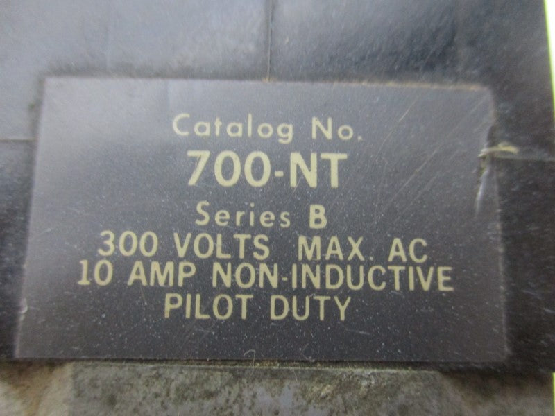 ALLEN BRADLEY 700-NM400A1 CONTROL RELAY SER. D UNMP
