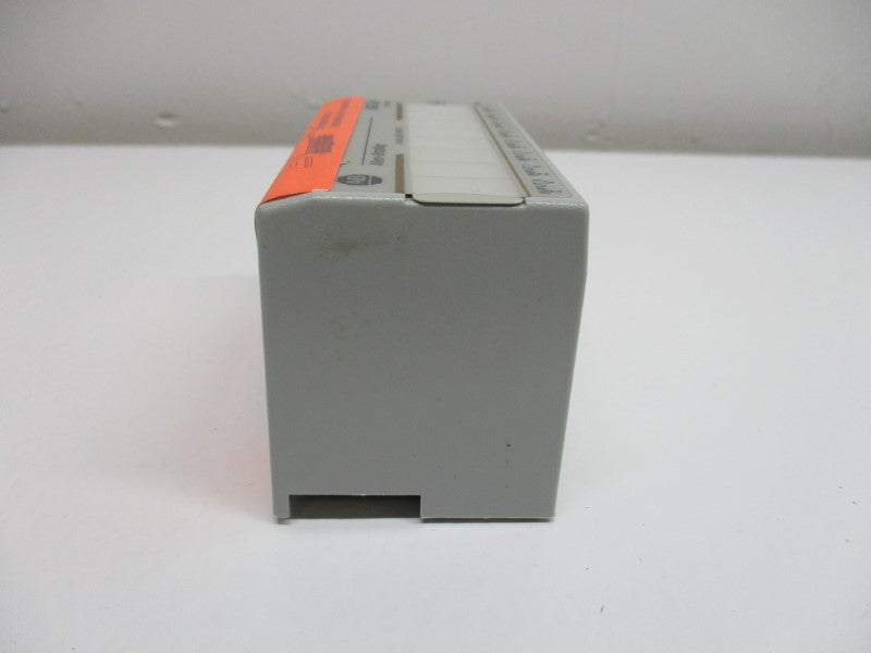 ALLEN BRADLEY 1794-IE8 SER. B NSMP