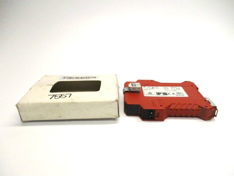 ALLEN BRADLEY 440R-H23179 SER. A NSMP