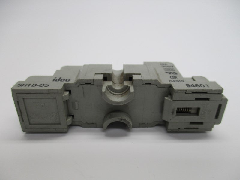 IDEC SH1B-05 300V 10A UNMP