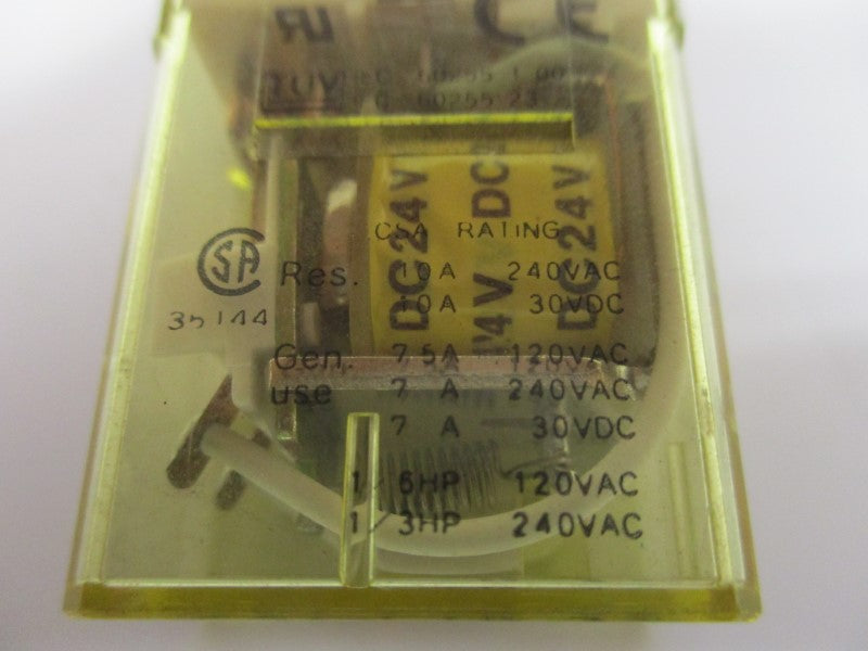 IDEC RH1B-U 10A 24VDC UNMP