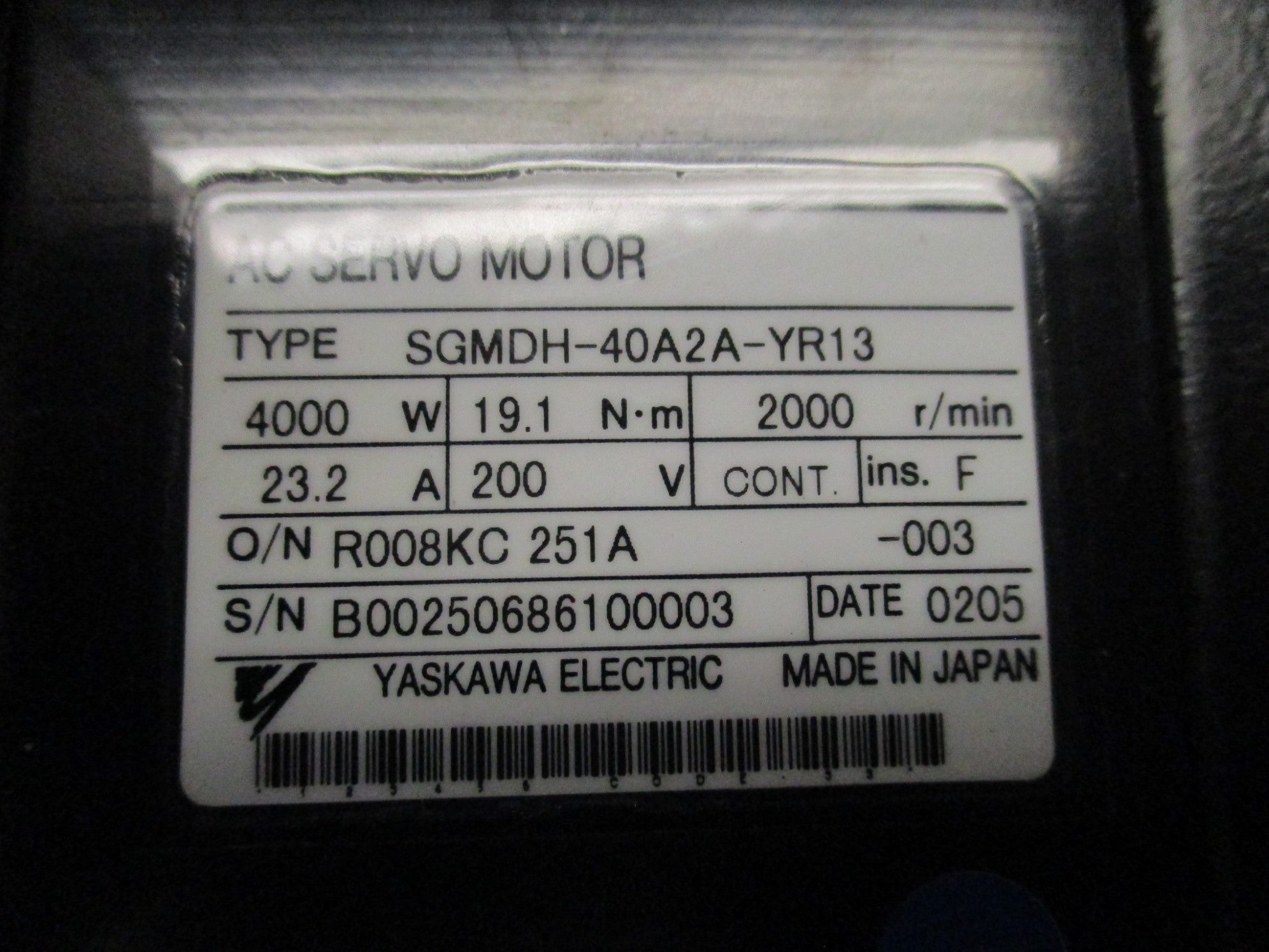YASKAWA SGMDH-40A2A-YR13 NSMP