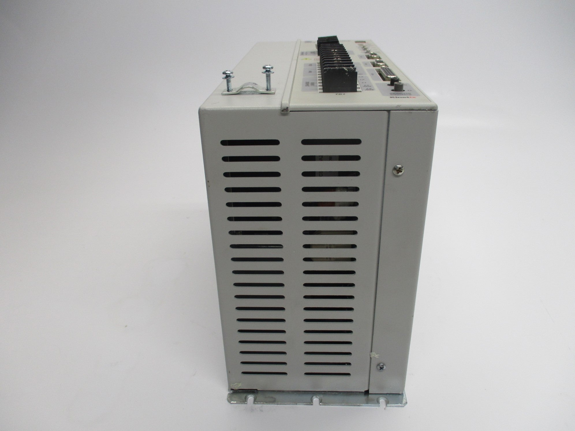 ALLEN BRADLEY 2098-DSD-HV050-SE SER. B UNMP