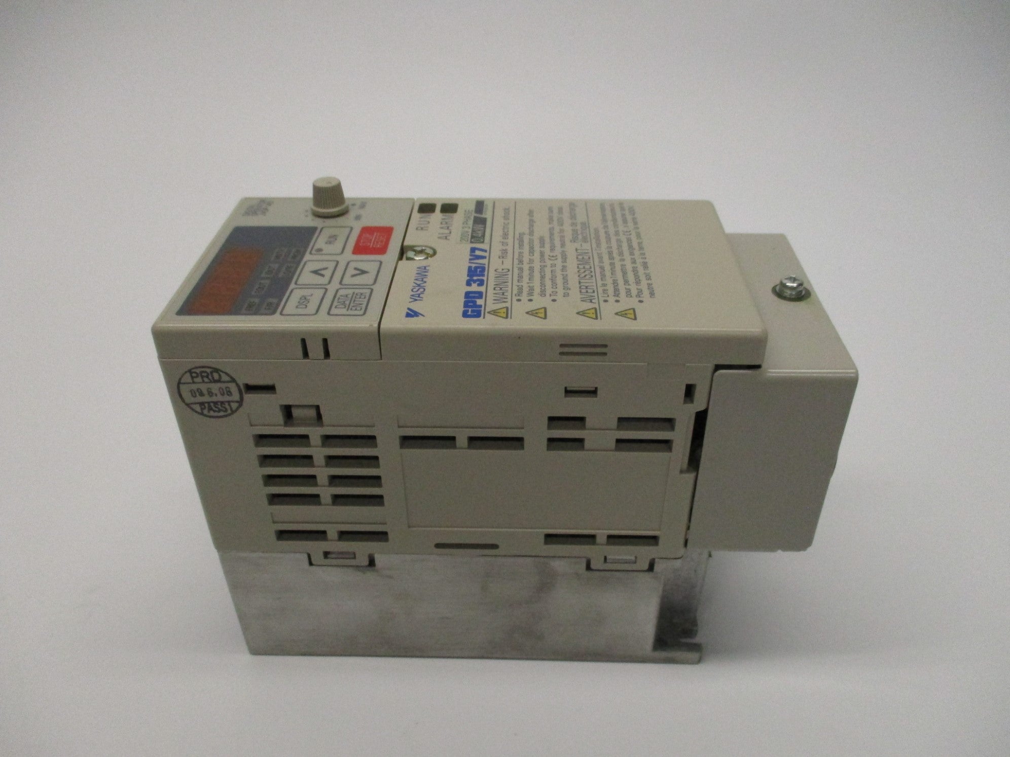 YASKAWA CIMR-V7AM20P4 NSMP