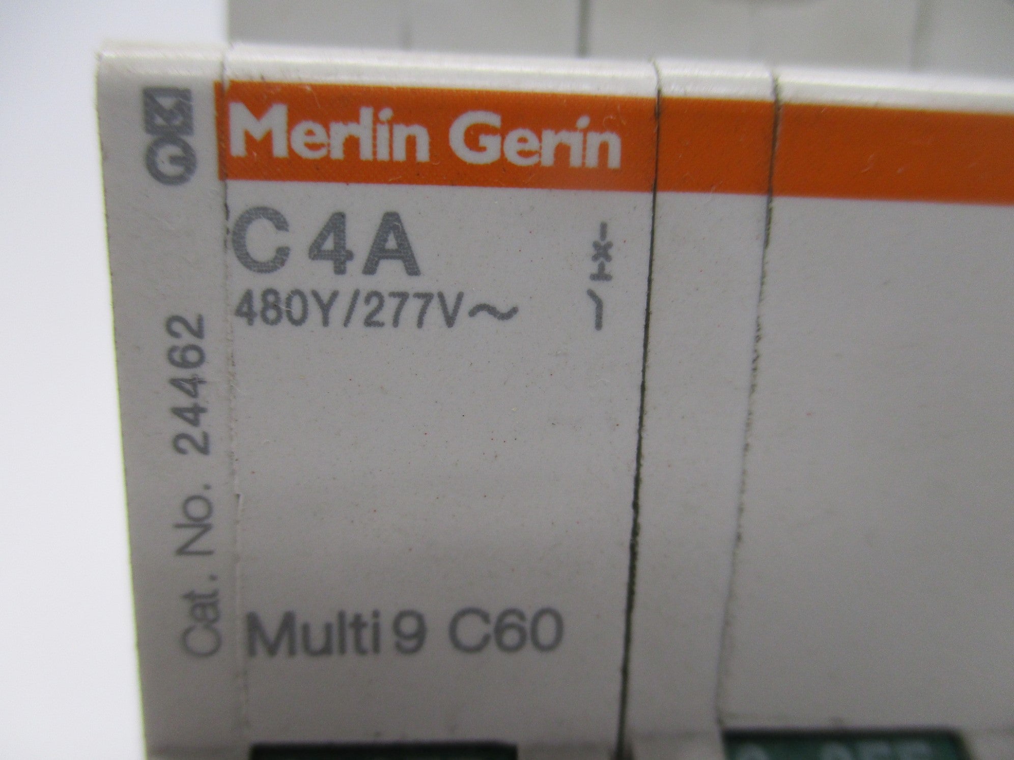 MERLIN GERIN 24462 4A 480V NSNP