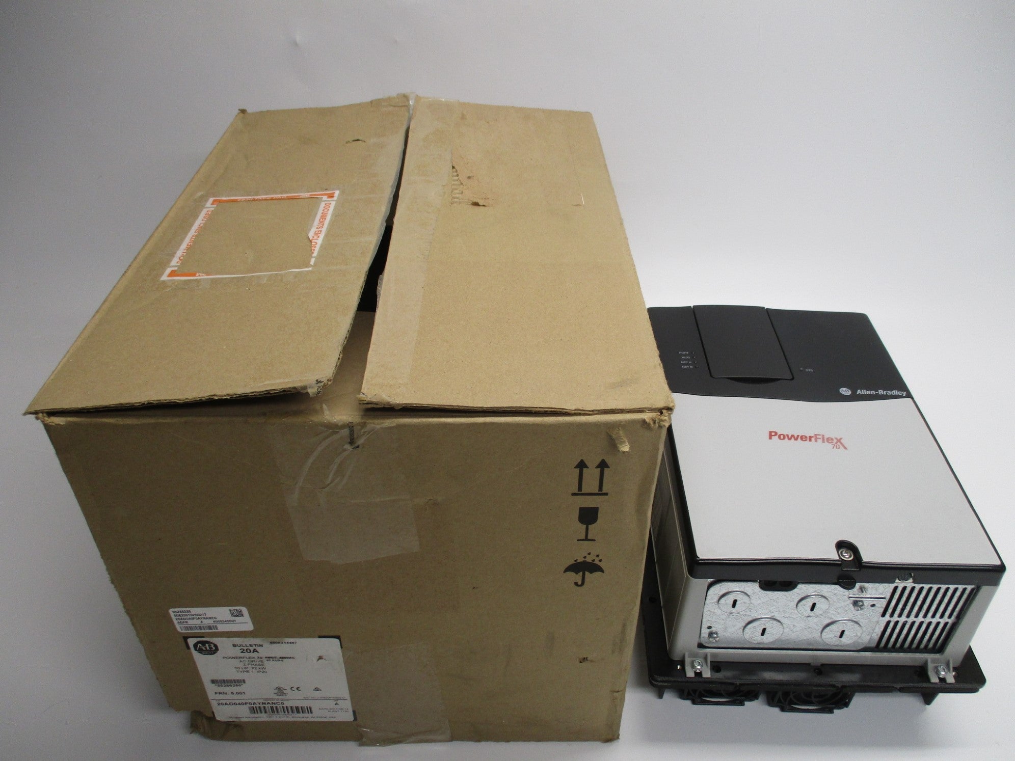 ALLEN BRADLEY 20AD040F0AYNANC0 SER. A F/W 5.001 NSMP