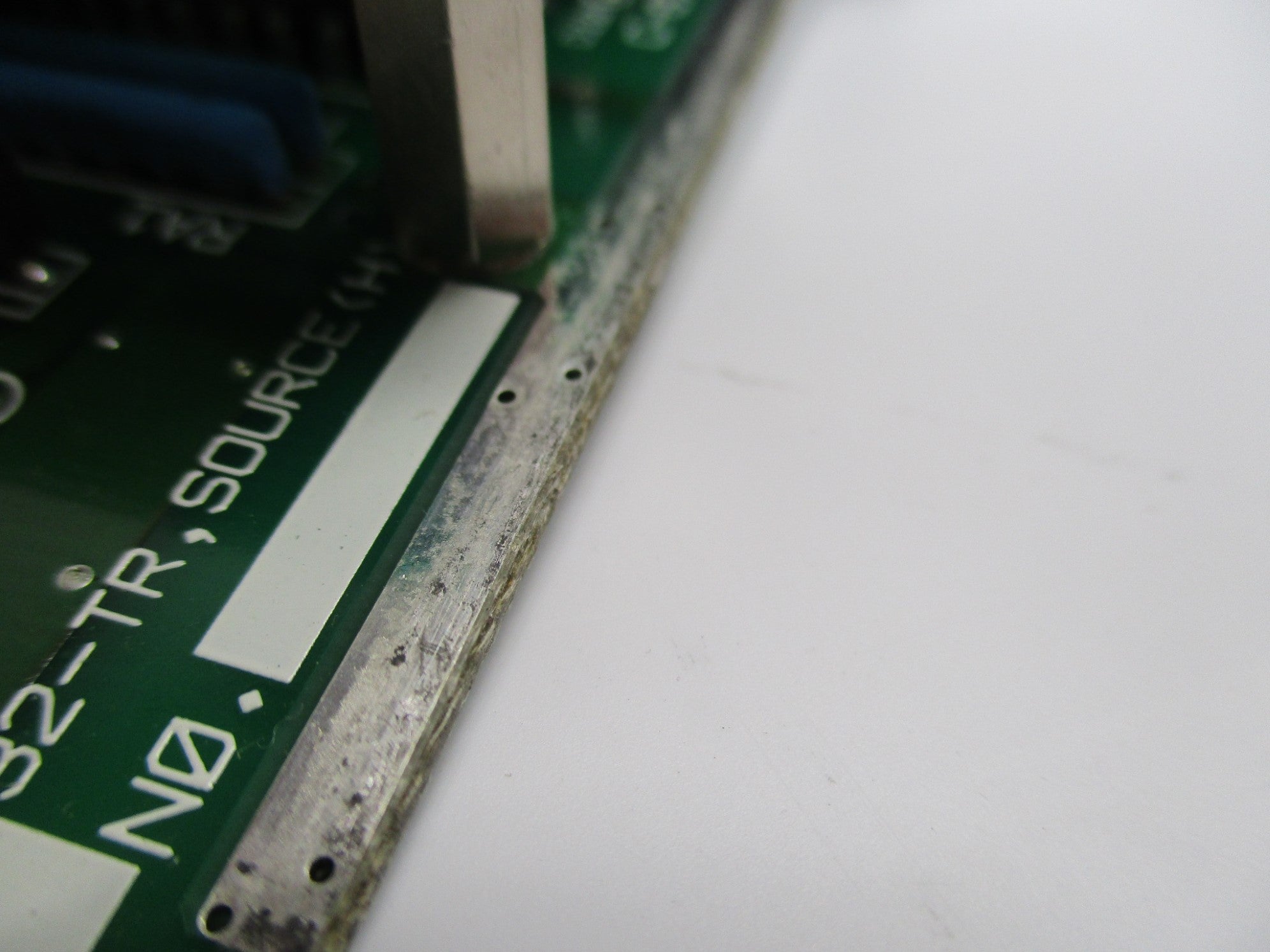 ALLEN BRADLEY 1746-OB32 SER. C UNMP