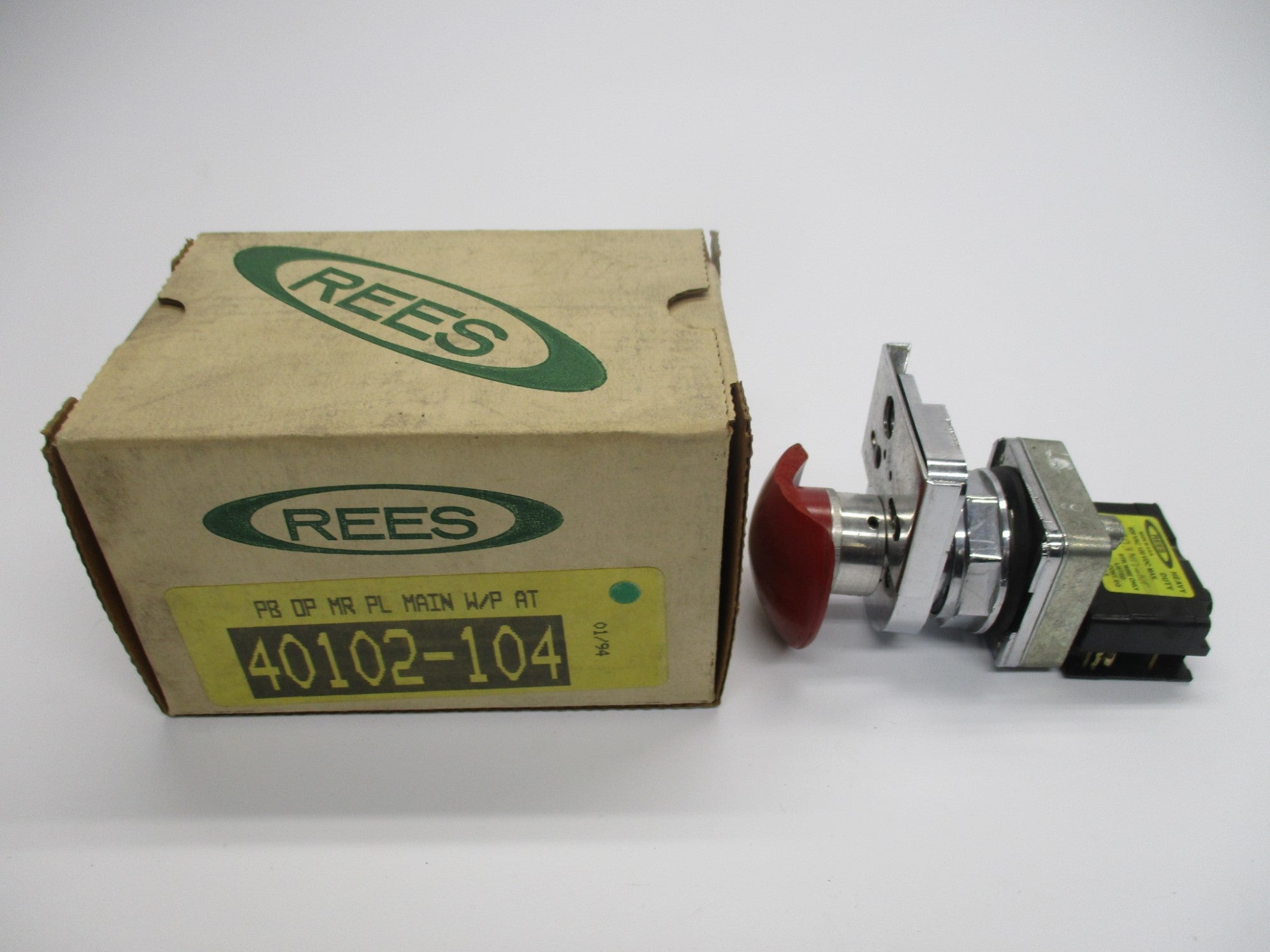 REES 40102-104 600VAC (AS PICTURED) NSMP