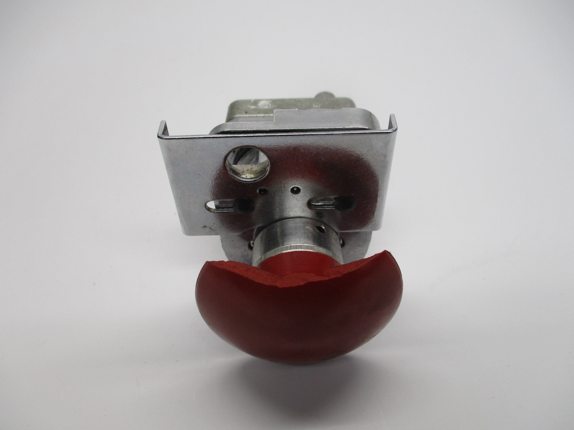 REES 40102-104 600VAC (AS PICTURED) NSMP