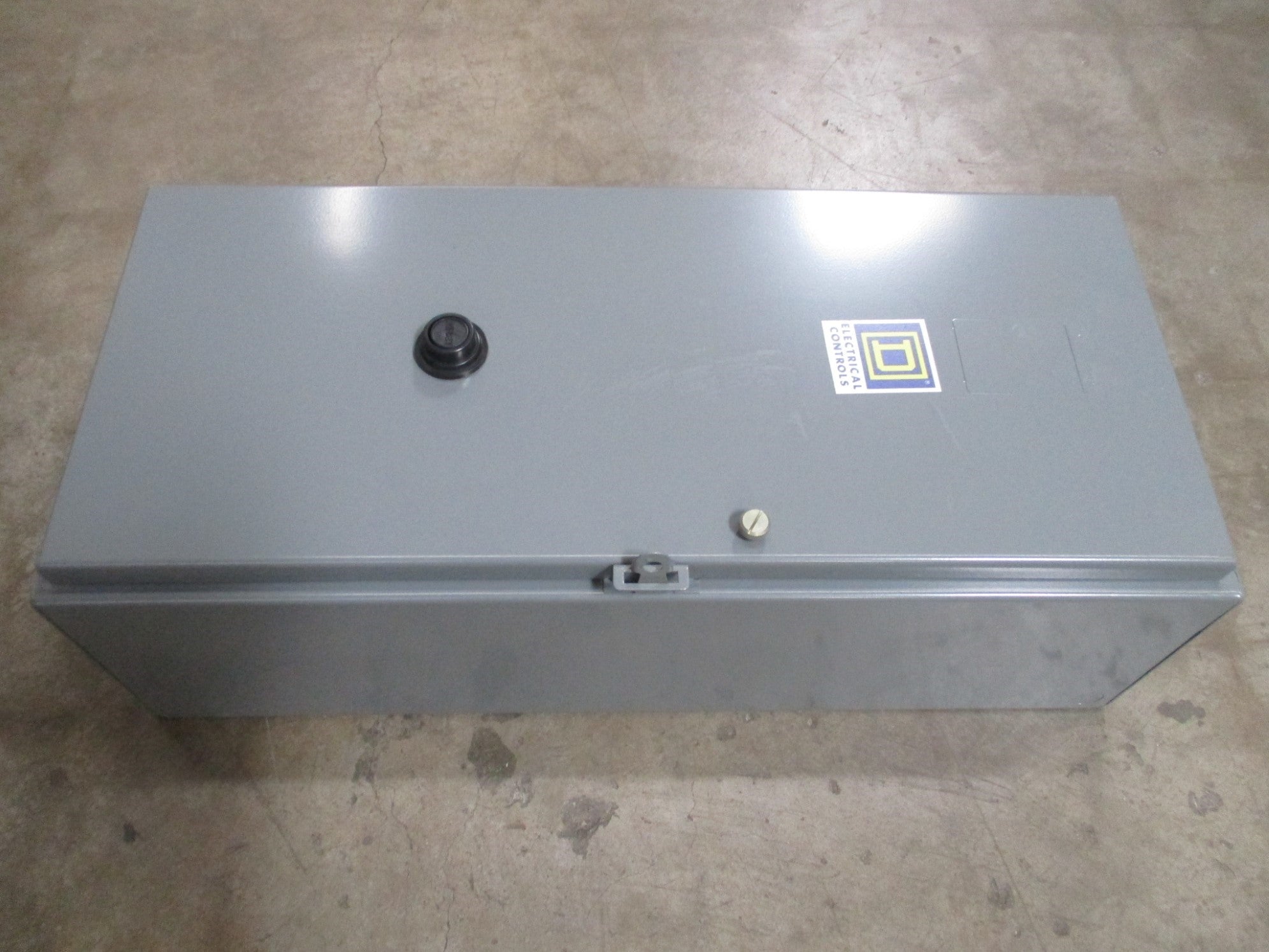 SQUARE D 8536SFG-1 SER. B (AS PICTURED) NSMP