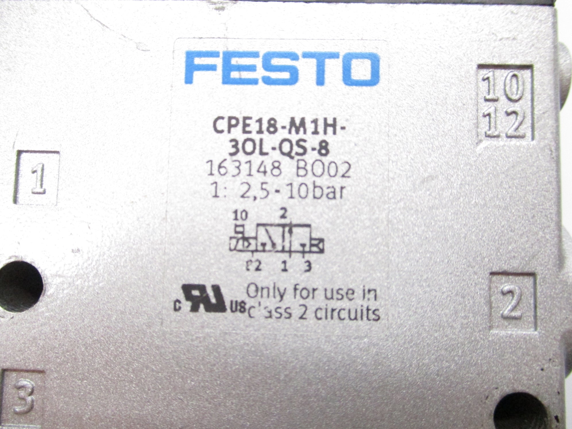 FESTO CPE18-M1H-3OL-QS-8 20.4-26.4VDC SER. BO02 UNMP