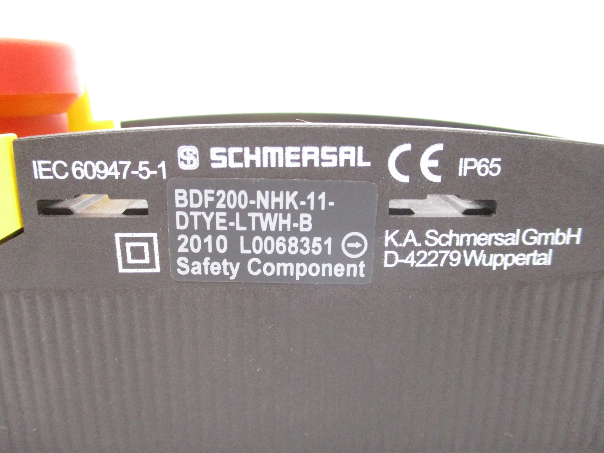 SCHMERSAL BDF200-NHK-11-DTYE-LTWH-B 1212898 NSMP