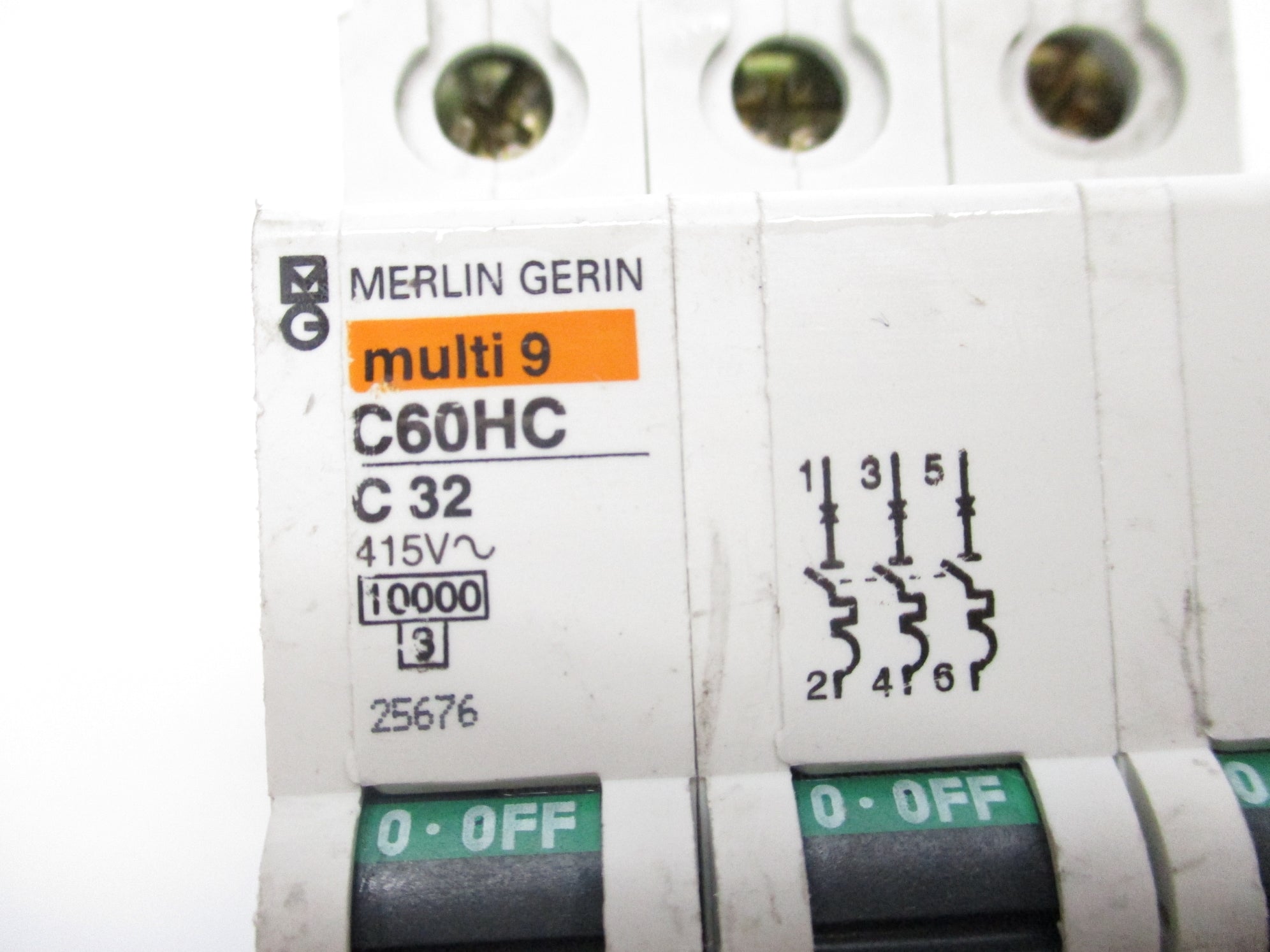MERLIN GERIN C60HC 25676 415V 32A (AS PICTURED) UNMP