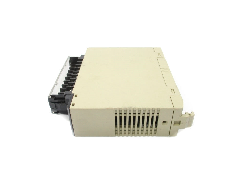OMRON C200H-0D211 UNMP