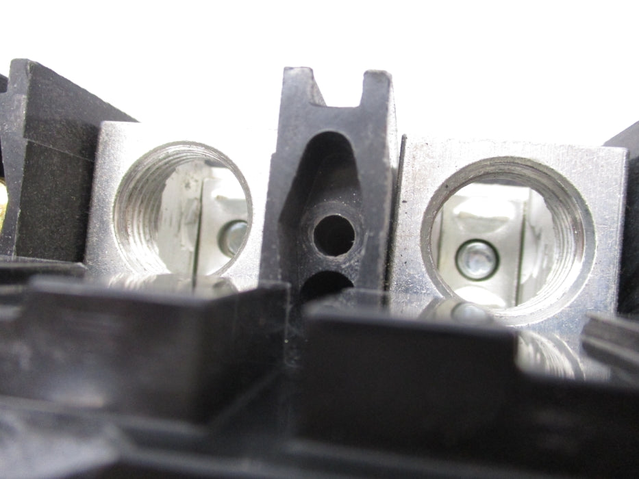 SQUARE D QDL32225 240V 225A (AS PICTURED) UNMP