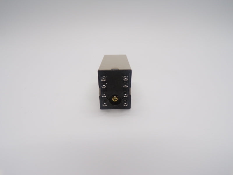 OMRON H3YN-2 100-120VAC 5A 1-10S/1-10M NSMP